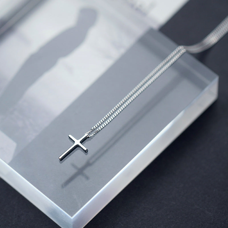 925 sterling silver cross necklace chain detail